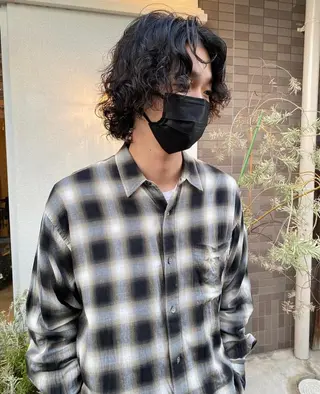 パーマ 岡田 神奈のヘアスタイル