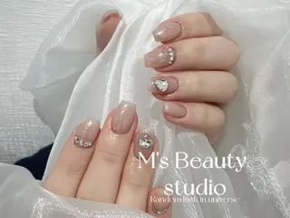 ネイル エムズ ビューティスタジオのマツエク・マツパデザイン