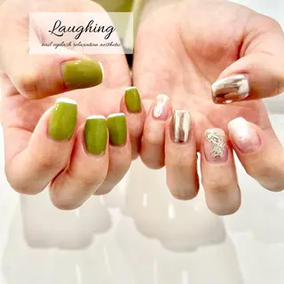ネイル Laughing所属・Laughing ラフィングのマツエク・マツパデザイン