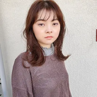 セミロング カラー フリーランス所属・韓国ヘア レイヤー くびれヘアMATSUのヘアスタイル