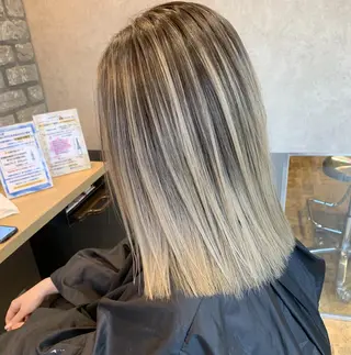 セミロング カラー 西中エリアNo.1✨ 髪質改善ラビマーニのヘアスタイル