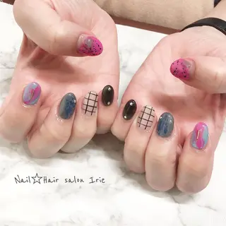 ネイル Hair salon Irie所属・與儀 知佳のネイルデザイン