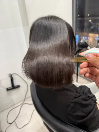 ミディアム ブリーチ毛にもできる 縮毛矯正OJIROのヘアスタイル