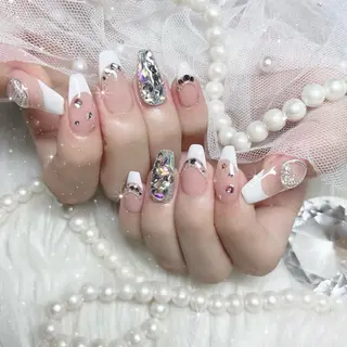 ネイル Yudia🦋 azuのネイルデザイン