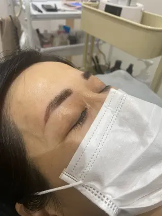 アイブロウ nail&eyeLily 武蔵境店所属・岩田 柚葉のマツエク・マツパデザイン