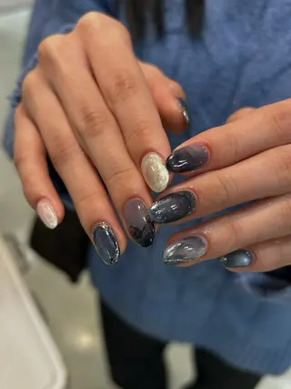 ネイル Salondevi2 isanaのネイルデザイン