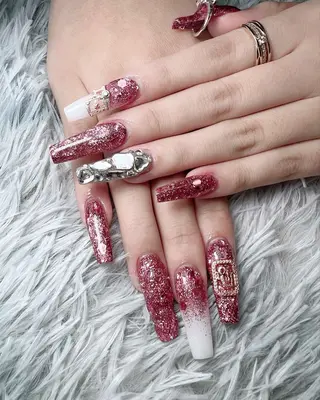 ネイル シェヌネイル JURAのネイルデザイン