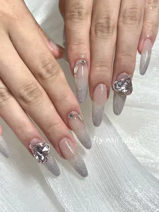 ネイル FLY Nail Salonのネイルデザイン
