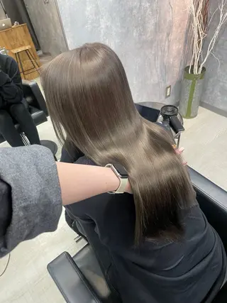 セミロング カラー 宮城 ほのかのヘアスタイル