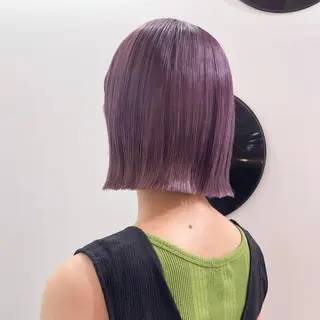 カラー 艶髪ハイトーン× ボブ🥣アイネのヘアスタイル