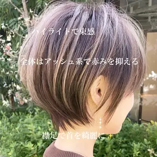 ショート カラー laff 新宿所属・ボブ/ケアパーマ/ レイヤー/縮毛矯正のヘアスタイル