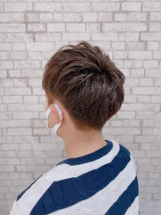 ショート カラー ヘアアレンジ メンズ ブリーチなし艶カラー 東家のヘアスタイル