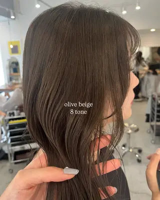 セミロング カラー 山口 愛結のヘアスタイル