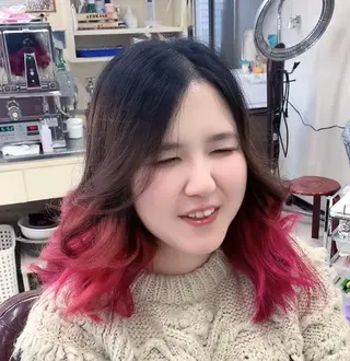 カラー 竹内 秀美のヘアスタイル