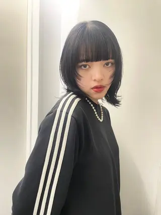 ミディアム 🎀ボブ＋ハイトーン シュカ👶🏻のヘアスタイル