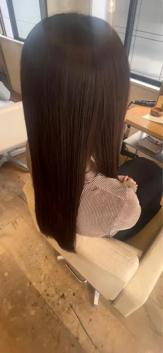 ロング BELO 愛未のヘアスタイル