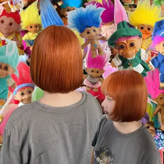 カラー 羽根 ひなののヘアスタイル