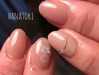 ミディアム Hanatoki所属・菅原 千明のネイルデザイン