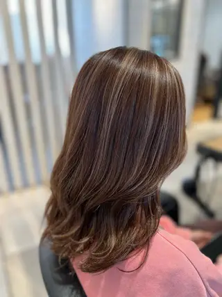 セミロング カラー 大谷 真祈ｵｵﾀﾆ ﾏｻｷのヘアスタイル