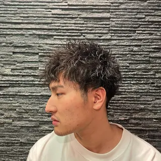 ショート パーマ 武田　晃英 KoeiTakedaのヘアスタイル