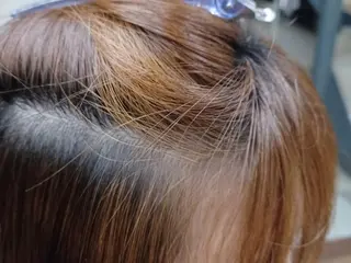 セミロング カットギャラリートリイ所属・鳥居 厚志のヘアスタイル