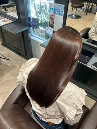 ロング 井上 結のヘアスタイル