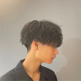メンズ ニュアンス/フェザー /ウルフ/伶馬のヘアスタイル