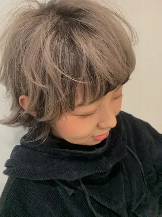 ショート カラー ハイトーンカラー RYUのヘアスタイル