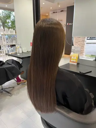 ロング カラー 諸岡 玲のヘアスタイル