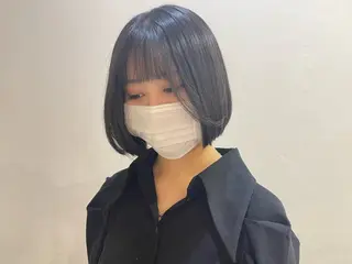 ミディアム 馬越 優のヘアスタイル