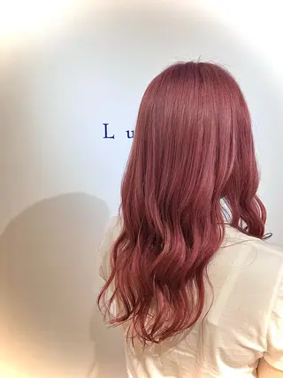 ロング ブリーチカラー AYANEのヘアスタイル
