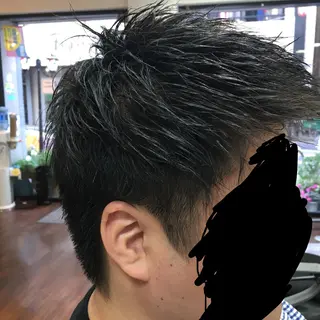 ショート メンズ 銀座バルビエグラン 角田雅樹（夜限定）のヘアスタイル