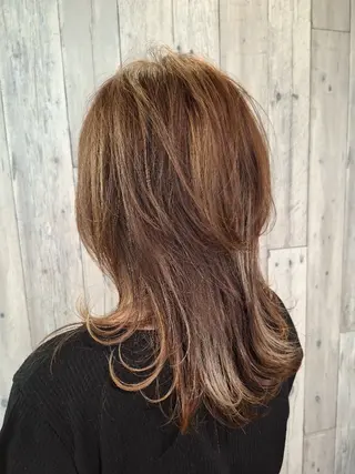 セミロング カラー Ｒｅｃｉｅｌ(ﾚｼｪﾙ)　岐阜店所属・レシェル岐阜 中谷のヘアスタイル