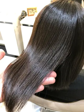 ミディアム パーマ 安井　昴 💫ブリーチ縮毛矯正のヘアスタイル