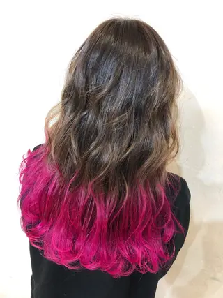 ロング カラー uno pulir【ウノプリール】西梅田ハービスプラザ店所属・海外レイヤー/ 梅田美容室のヘアスタイル