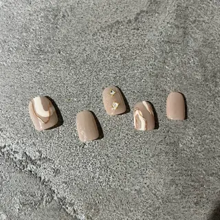 ネイル shiro Total Beauty Salon所属・shiro佐鳴台店 MAIのネイルデザイン