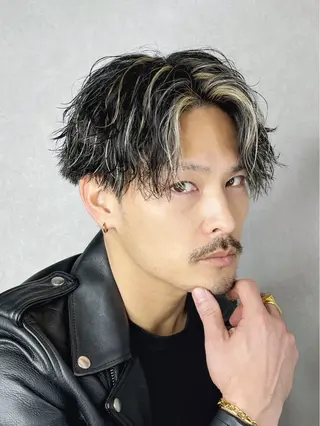 カラー メンズ 岩井 虎大郎のヘアスタイル