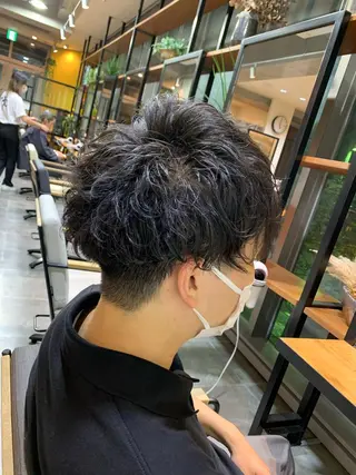 パーマ メンズ 天野 開のヘアスタイル