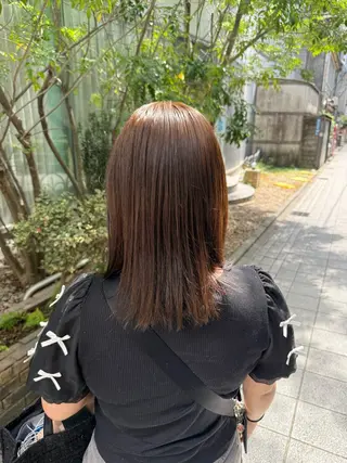 カラー DECOR所属・DECOR 塩浦 鈴のヘアスタイル