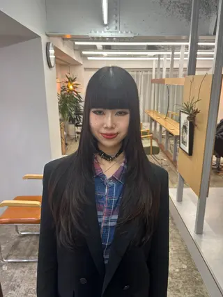 ロング ナナ/大阪心斎橋/ レイヤーカットのヘアスタイル