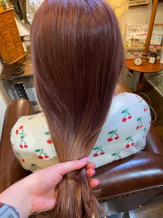 セミロング カラー ヤスザトアヤノ /レイヤー/オリーブのヘアスタイル