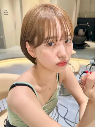 ショート カラー かえ🩶韓国ボブ🎀 透明感カラー🥣のヘアスタイル