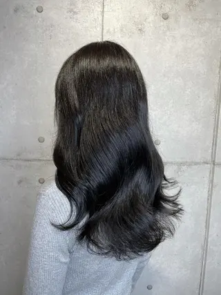 ロング カラー オオカワユウキ 🎀newi池袋のヘアスタイル
