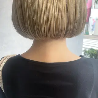 ショート カラー N°　jillva 腰山 菜々美のヘアスタイル