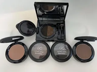 アイブロウ CHARME 〔RINA〕のネイルデザイン