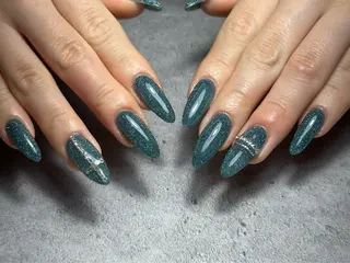 ネイル 7LOOKS フェンのネイルデザイン