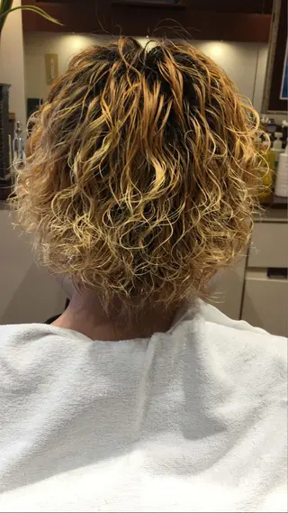 パーマ メンズ 橋本 貴行のヘアスタイル