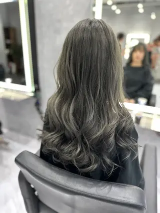 ロング カラー CS made by SHACHU 栄所属・山田 瑛司のヘアスタイル