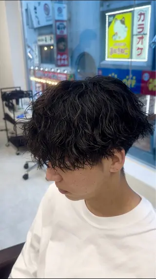 パーマ メンズ ニュアンス/フェザー /ウルフ/伶馬のヘアスタイル