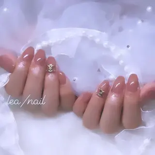 ネイル le'a まつ毛ネイルサロン所属・le`a-レア- マツエク×ネイルのネイルデザイン